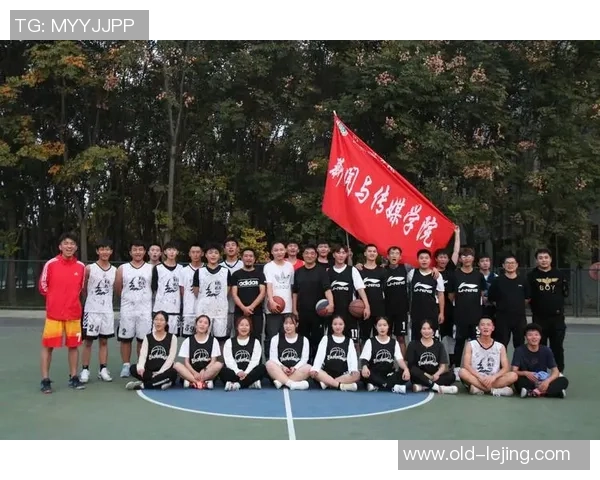 清华篮球队奋勇拼搏展现青春风采助力校园文化建设与团队精神传承